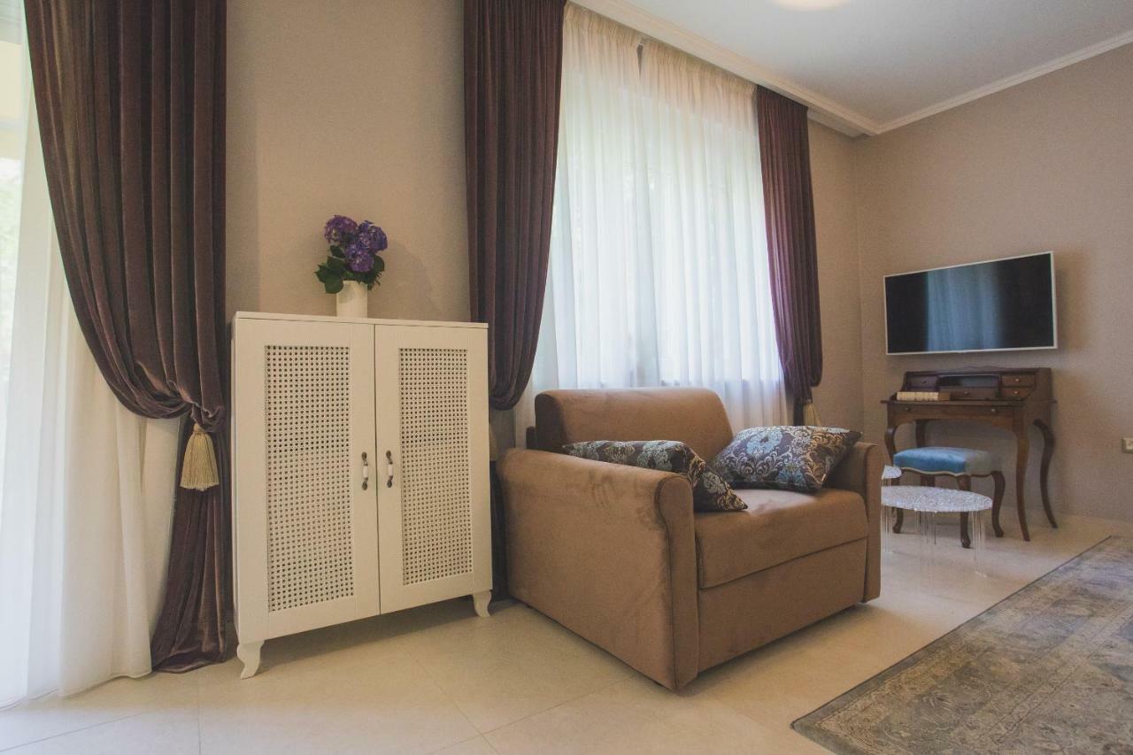 Luxury Apartment Padre Pio スプリト エクステリア 写真